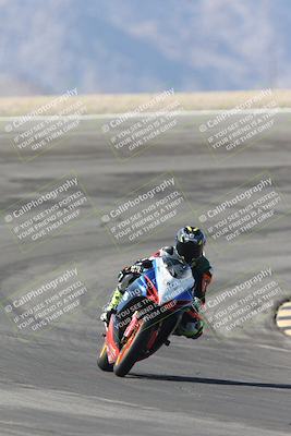 media/Oct-30-2025-Racers Edge (Thu) [[dabbdaf680]]/3-B Group/Session 2 (Bowl Exit)/